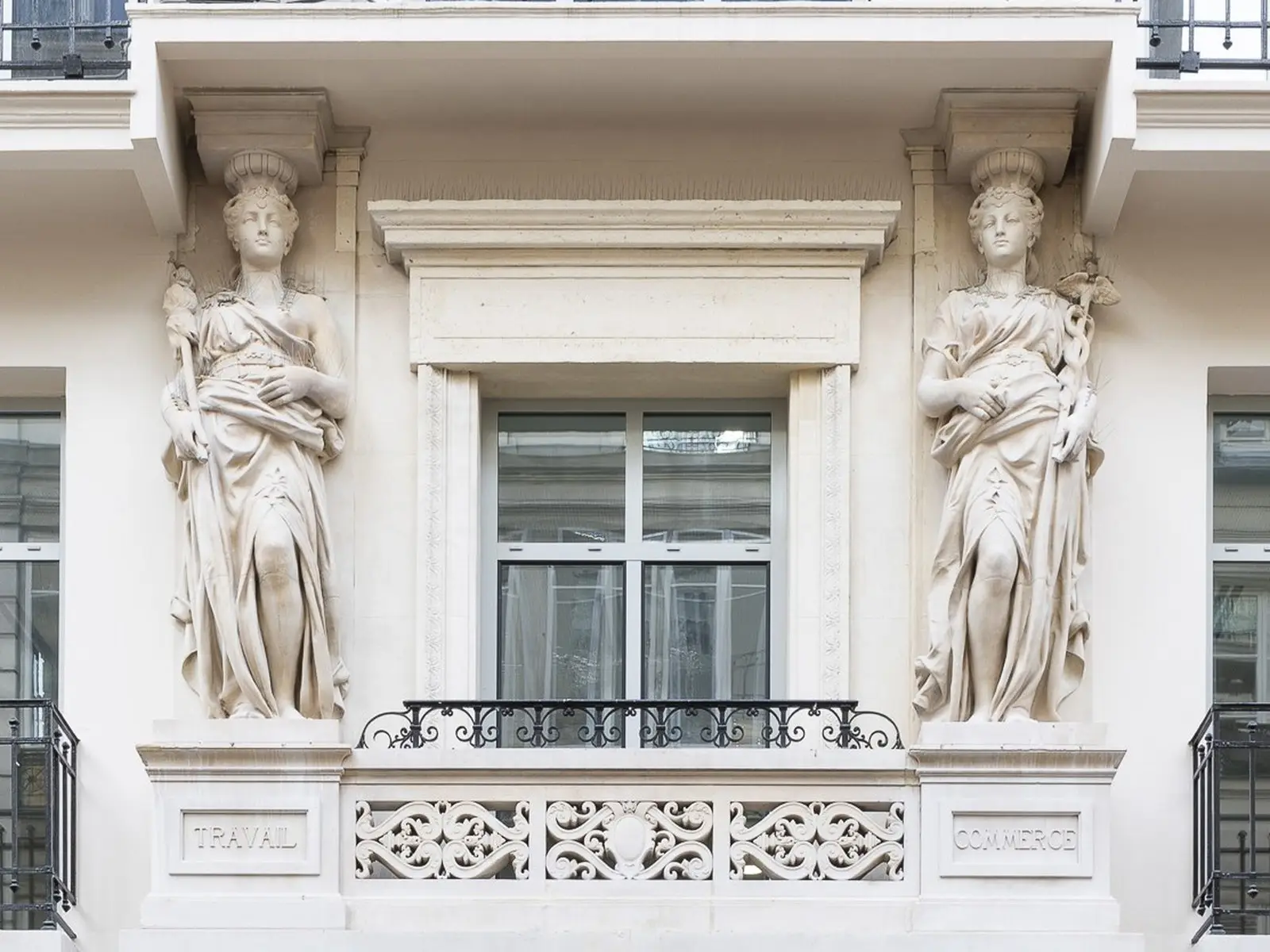 Copropriétés : le calendrier 2025-2034 est écrit, votre stratégie l'est-elle ? — Xiléades Architecteurs