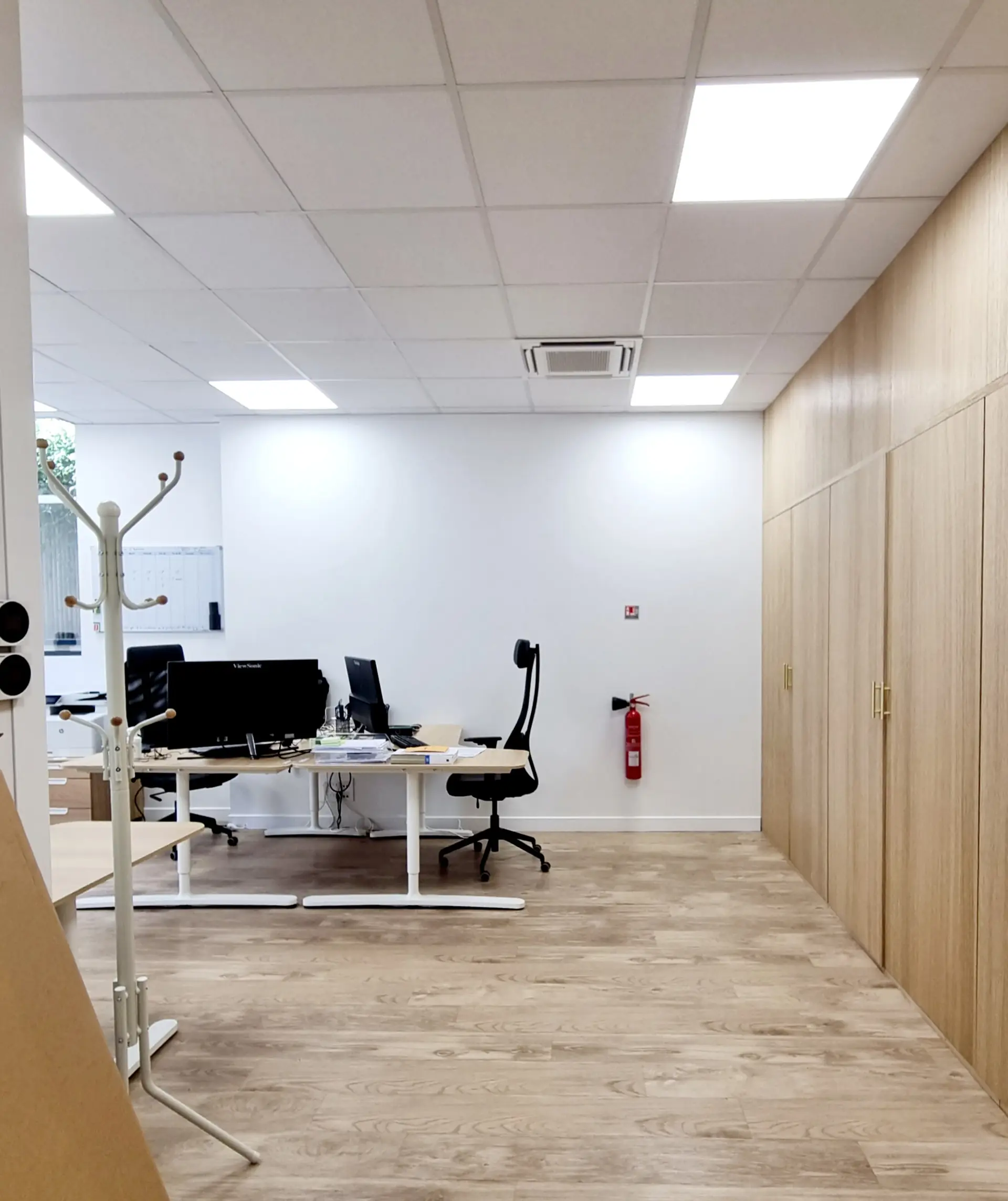 Vue large de l'open space après réaménagement