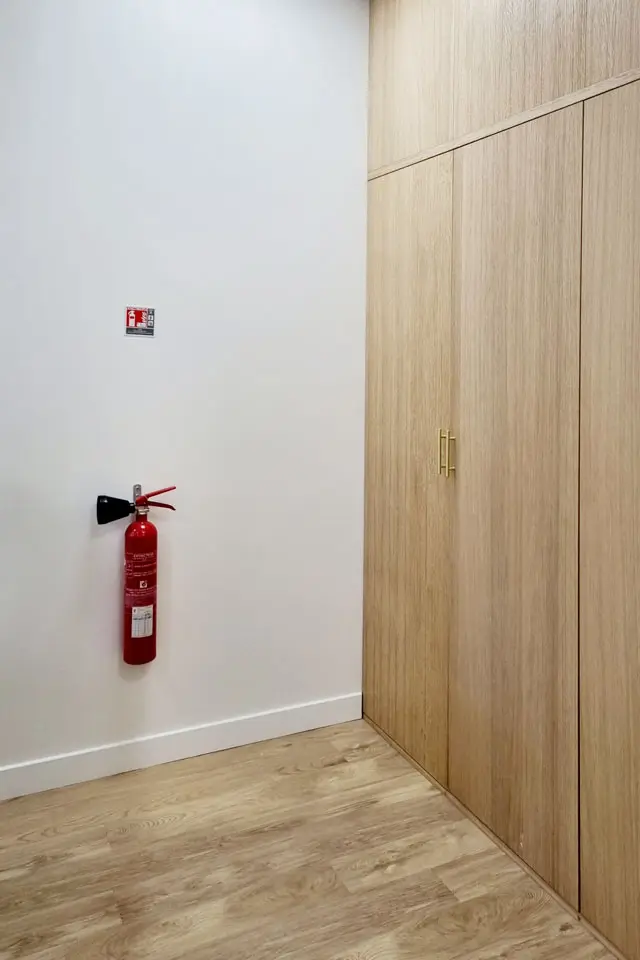 Carves : Réaménagement Bureaux & Agencement Open Space Montrouge - Agence Space Planning Paris — vue 5