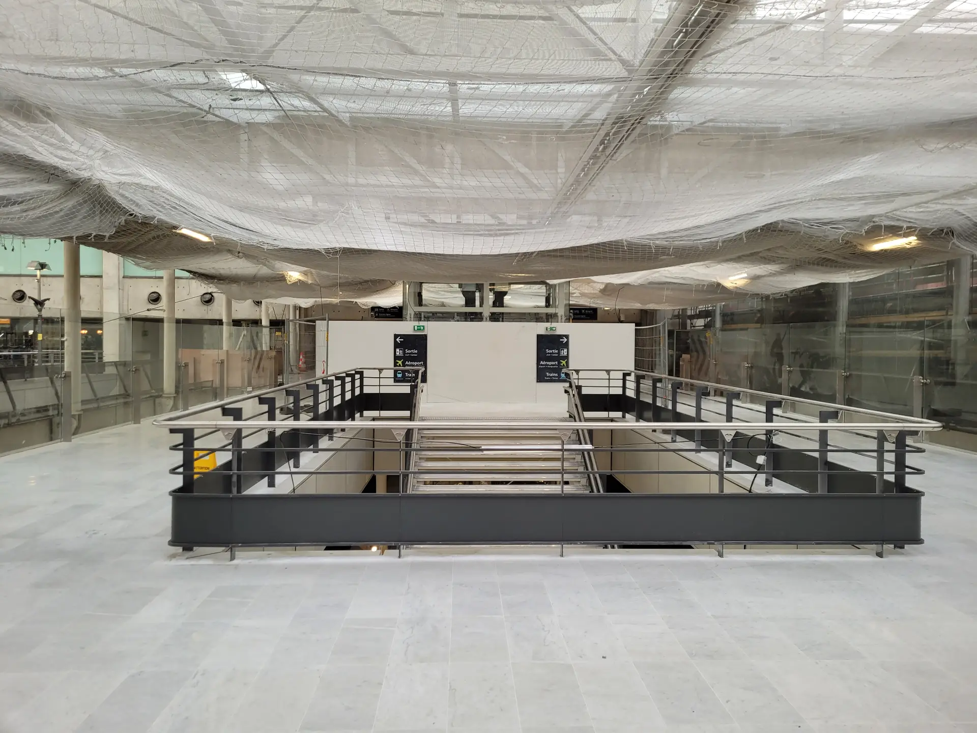 Aménagement Gare CDG-TGV2 CDG Express | Agence Design+Build & Maîtrise d'Œuvre Paris — Gare par Xiléades