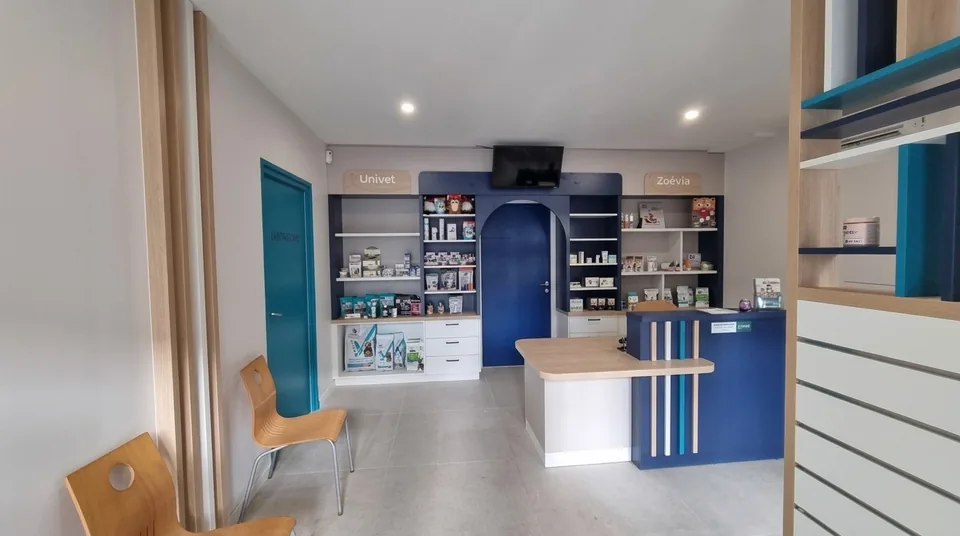 Clinique Vétérinaire Univet Colombes : Aménagement Design+Build par Xiléades, Agence Architecture Paris — vue 2