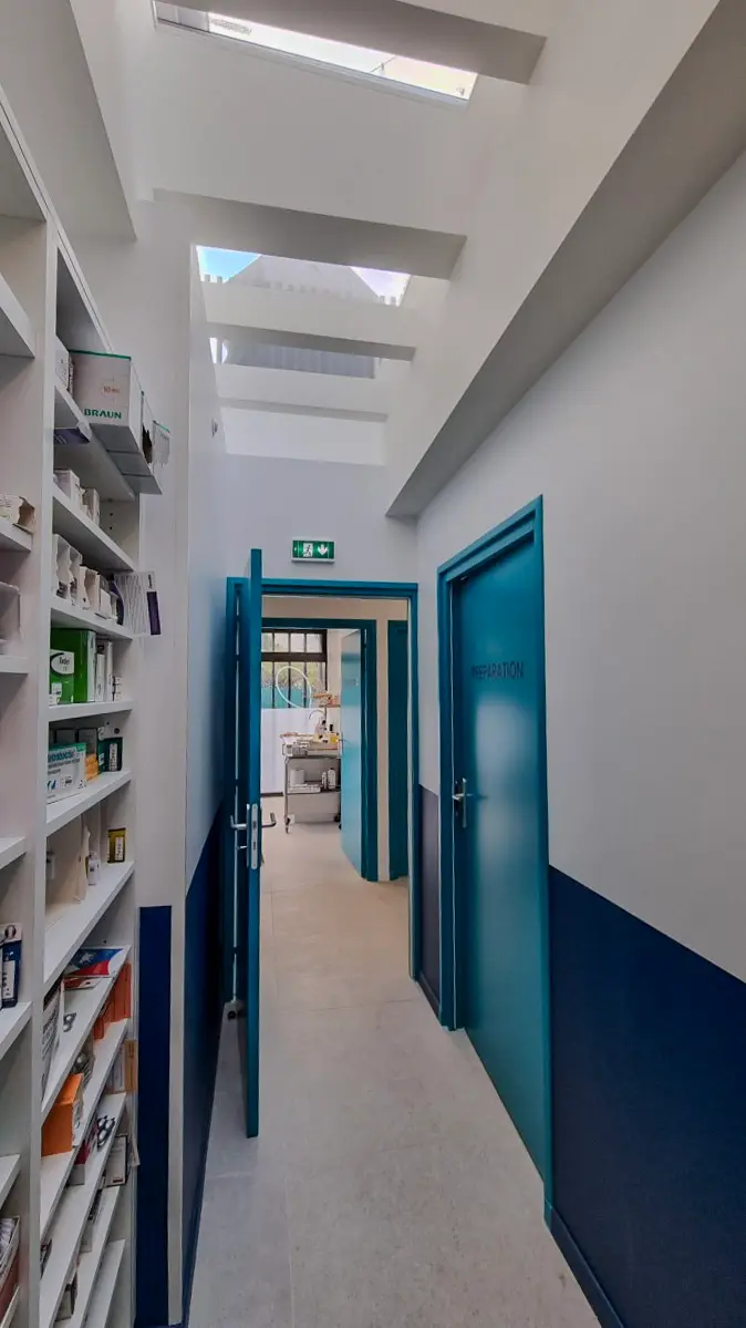 Clinique Vétérinaire Univet Colombes : Aménagement Design+Build par Xiléades, Agence Architecture Paris — vue 8