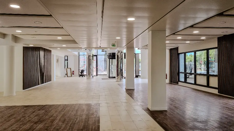 Aménagement Espaces Commerciaux & Bureaux Gravity Île-de-France | Agence Design+Build Paris — vue 4