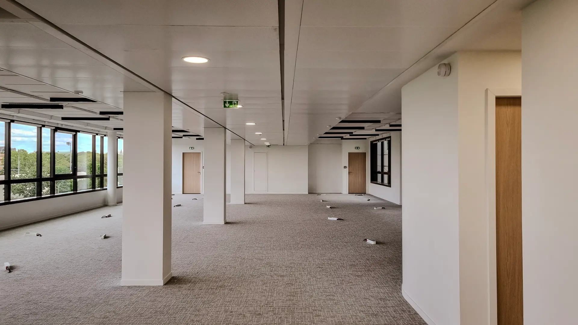 Aménagement Espaces Commerciaux & Bureaux Gravity Île-de-France | Agence Design+Build Paris — vue 9