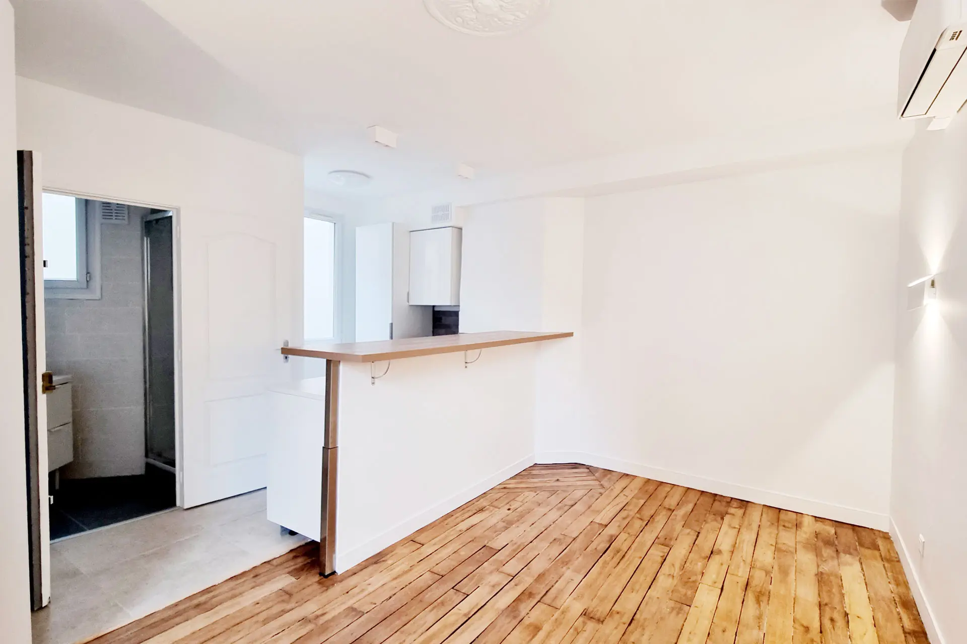 Rénovation Appartement T2 Paris 11ème | Xiléades : Agence d'Architecture Intérieure — Appartement par Xiléades