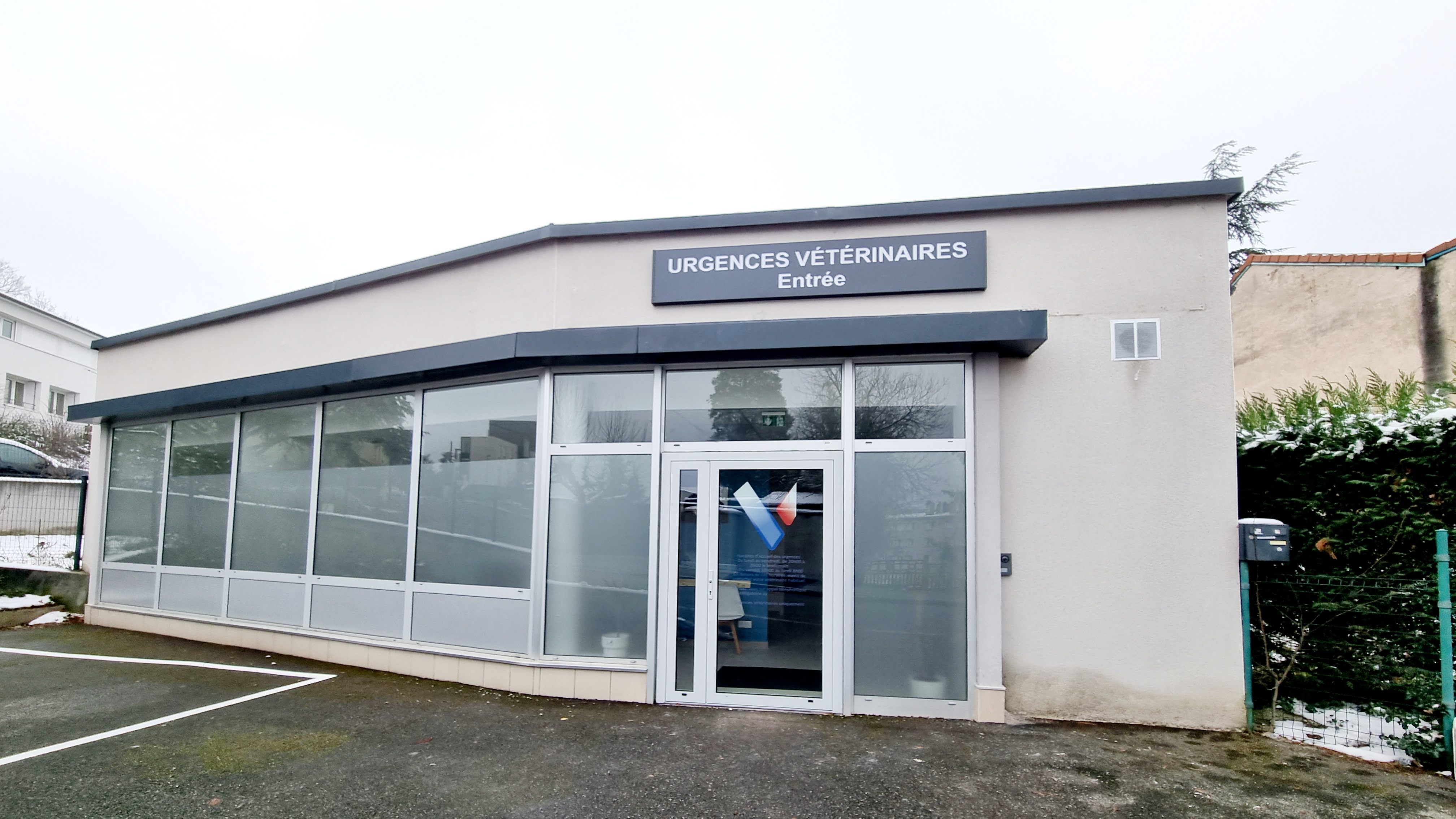 Clinique Vétérinaire MUV Saint-Étienne : Rénovation & Aménagement | Xiléades Design+Build, Contractant Général